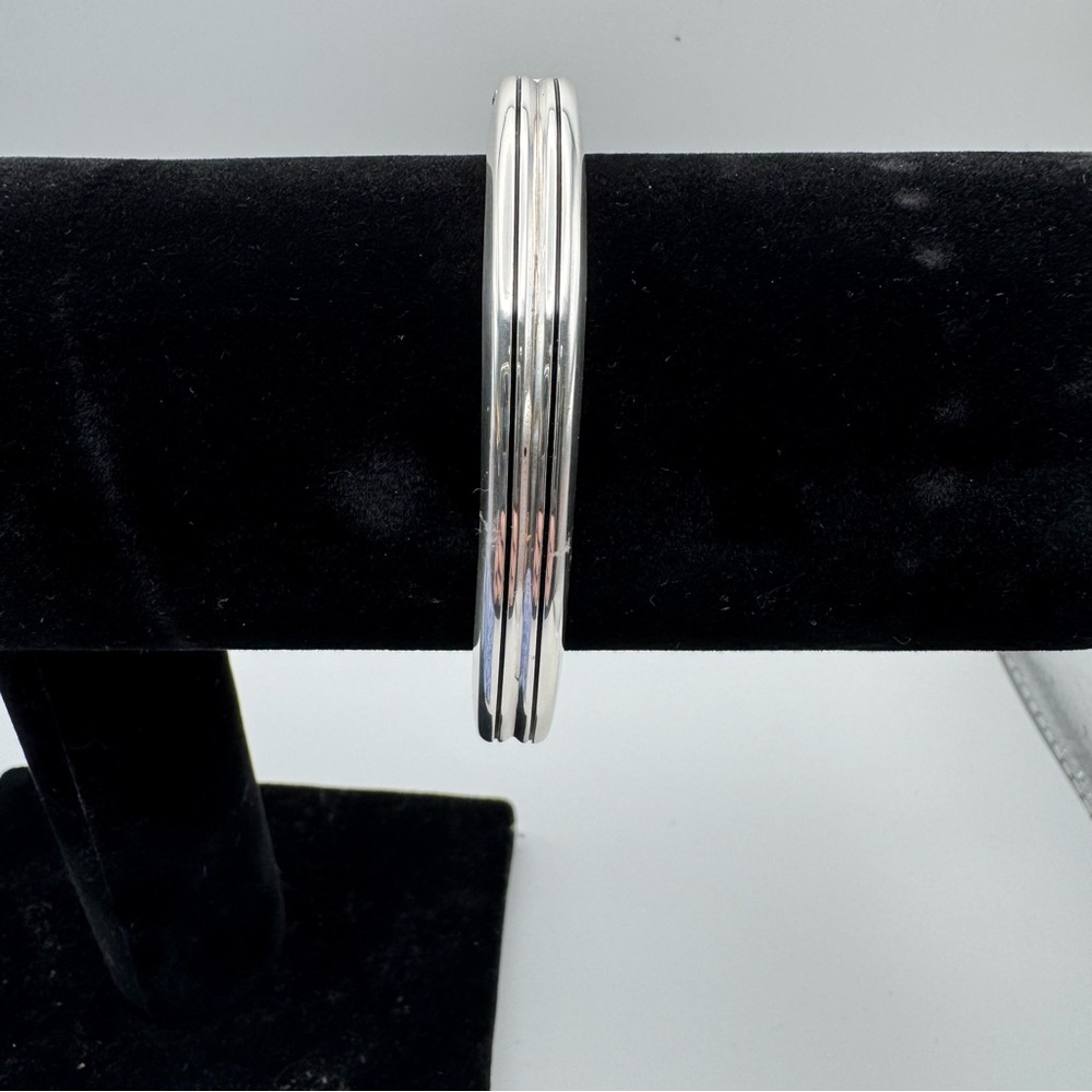 Brighton Interlok Celtic Knot Hinged Silver Bangle Bracelet NEW - Picture 2 of 5